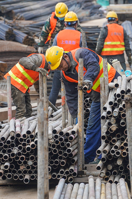 南京 就地過年建設忙，建設工程施工不停歇